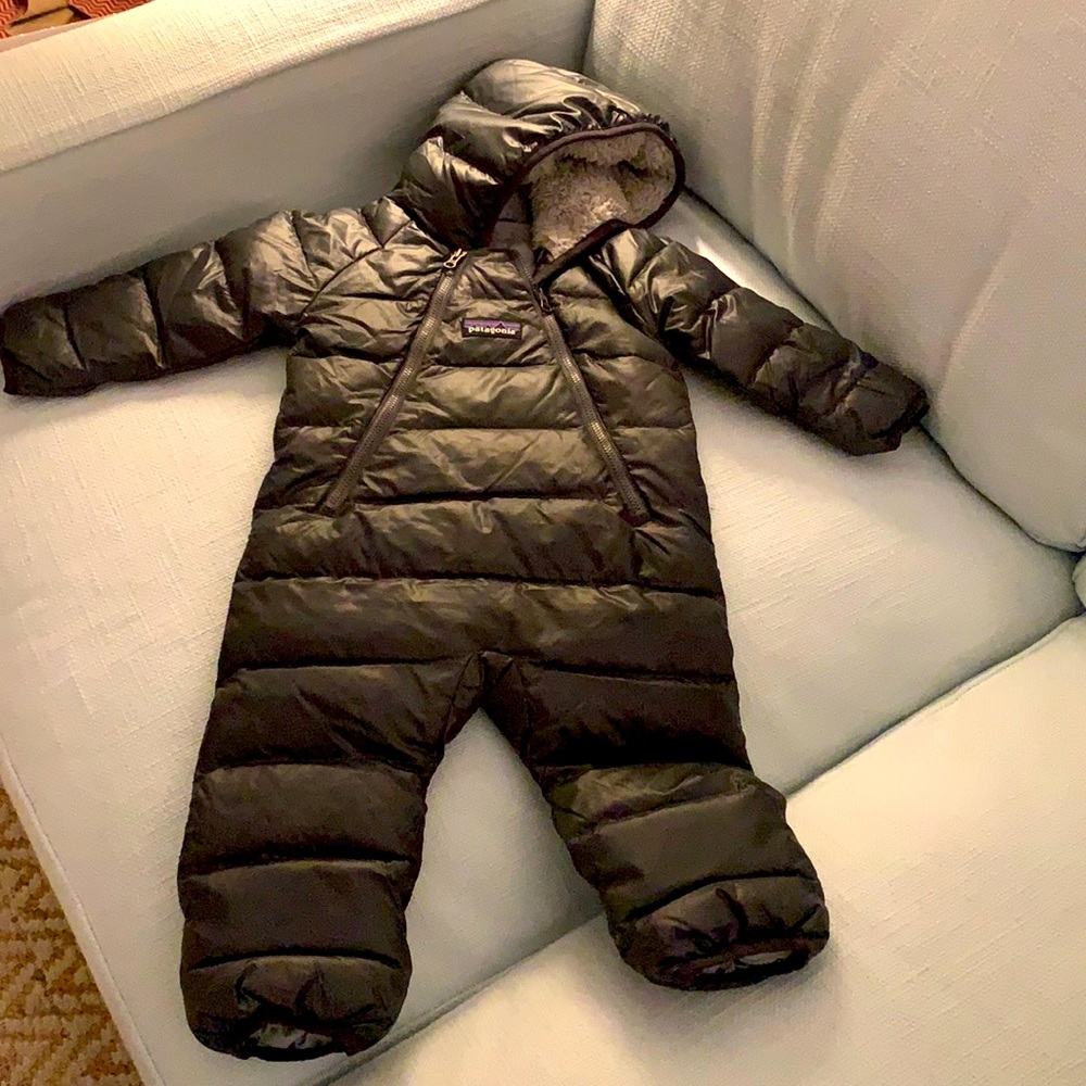 Patagonia infant down hi loft bunting .0-3 months (although used until 9 months)